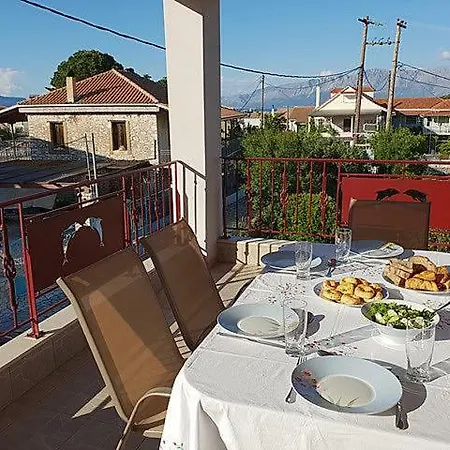 Panselinos Méganisi