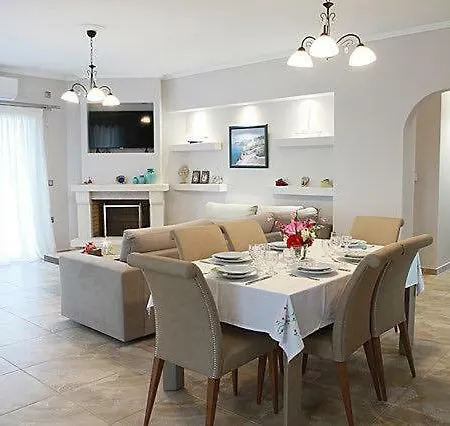 Panselinos Appartement Méganisi