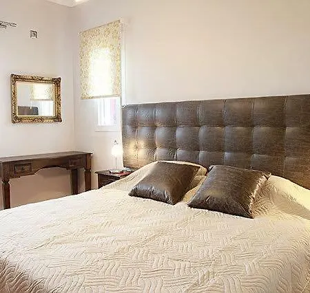 Appartement Panselinos *