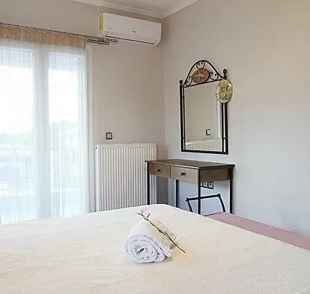 Panselinos Appartement *